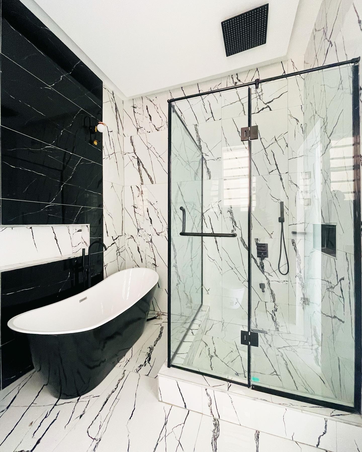 66B32F47-F146-485B-A834-D0D609AEC6B6