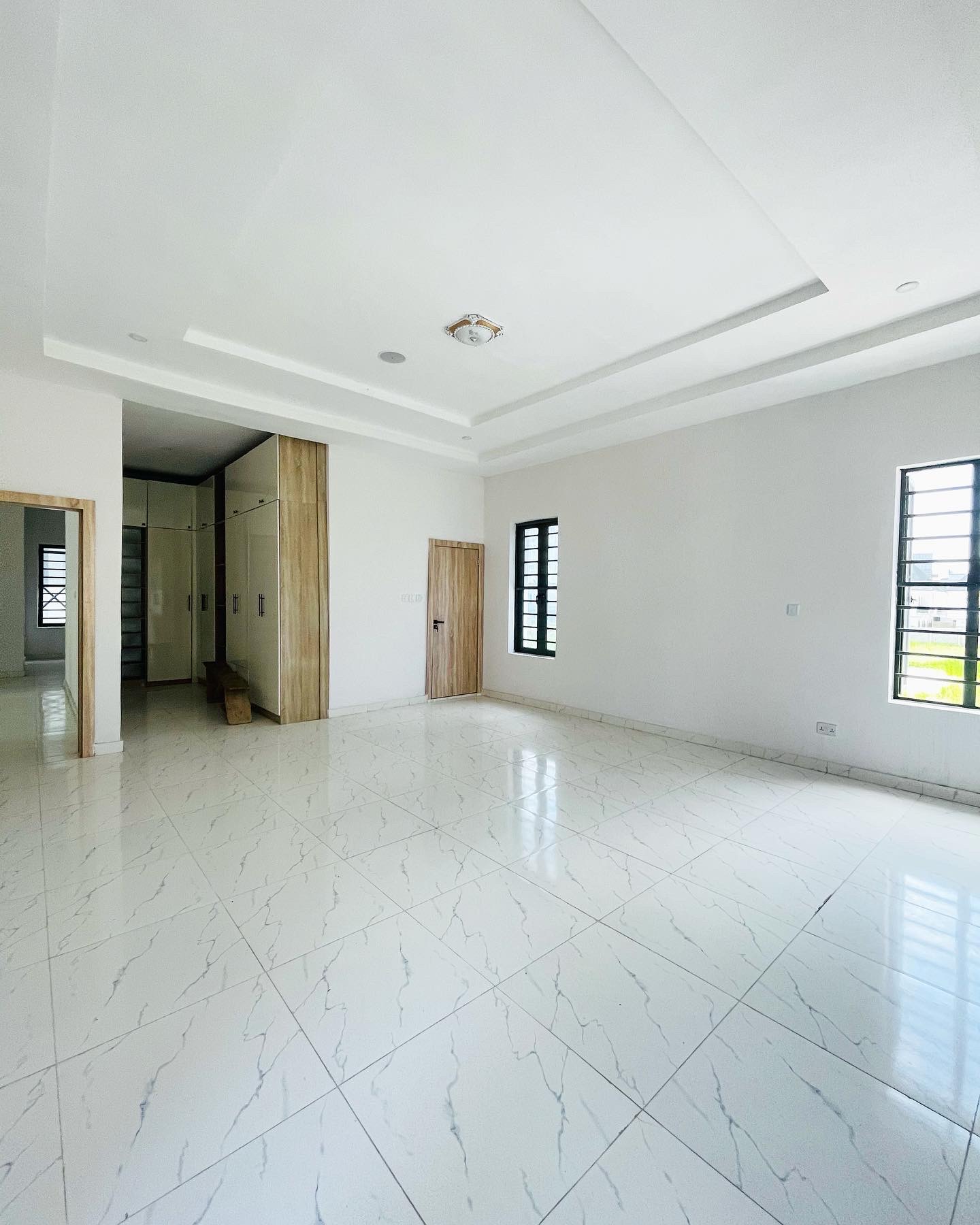 6FED88C5-3D25-4B20-B56E-560DCC7D9D58